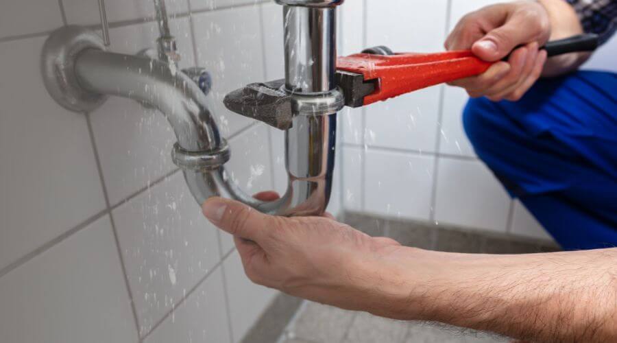 Local annual plumbing maintenance in La Motte, IA